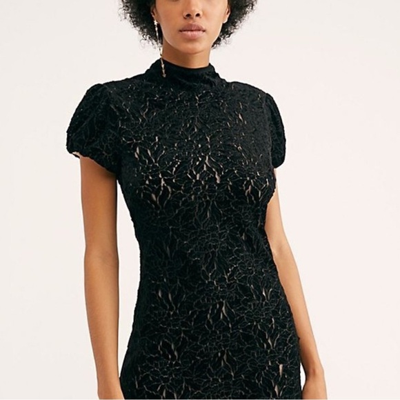 Free People Hide & Seek Black Velvety Mini Dress Whimsygoth Women’s Size 2 NWT - Picture 2 of 11